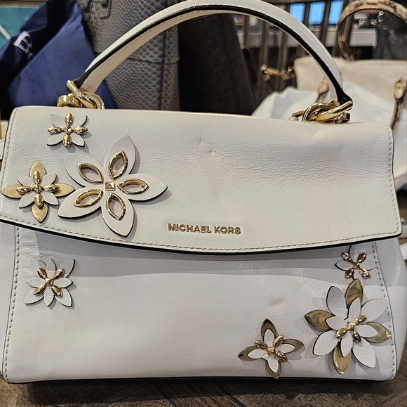 STUNNING MICHAEL KORS AVA WHITE LEATHER FLORAL HANDBAG - Picture 9 of 12